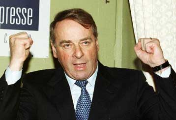 Εγκαταλείπει την πολιτική στο τέλος του χρόνου ο Ελβετός πρόεδρος Αντολφ Όγκι