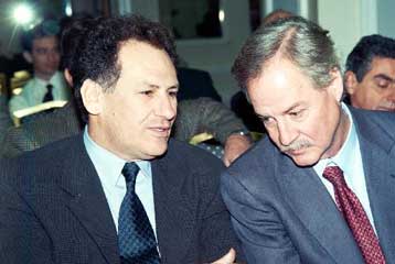 Συνέχεια στις αλληλοαιτιάσεις για τους τεχνικούς συμβούλους δίνουν Λαλιώτης και «Αθήνα 2004»