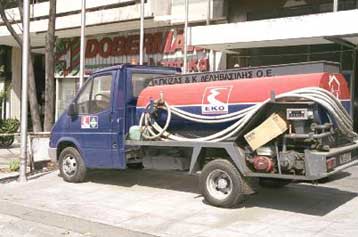 Έως και 14 δρχ. το λίτρο ακριβότερα τα καύσιμα<i>Στις 175 δρχ. το πετρέλαιο θέρμανσης</i>