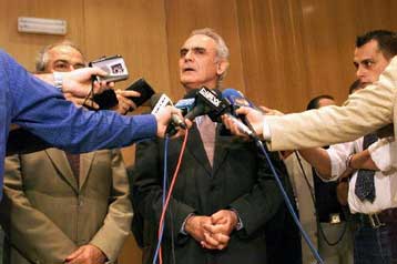 Παραμένουμε στην Destined Glory<i>Δυσφορία για τη ΝΑΤΟϊκή απόφαση στην Αγκυρα</i>