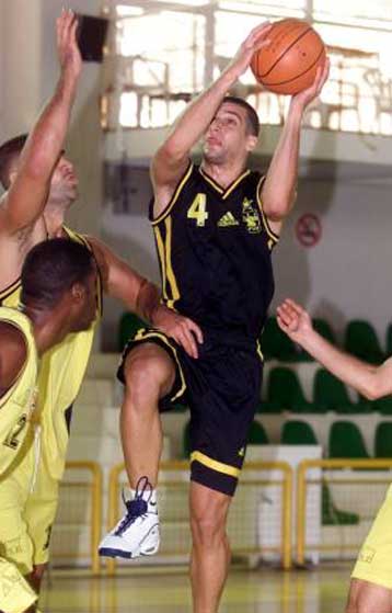 Σπουδαία εκτός έδρας νίκη του Αρη επί της Μπεσίκτας με 101-87 στο Κύπελλο Σαπόρτα