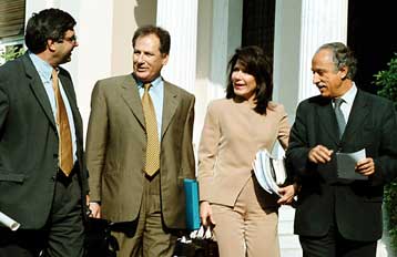 Επίσπευση των ετοιμασιών για τους Ολυμπιακούς Αγώνες ζήτησε ο Σημίτης