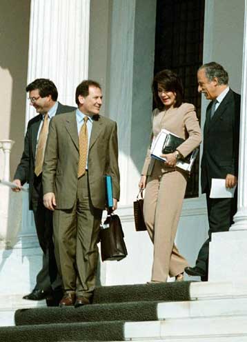 Αγώνας δρόμου έως το 2004<i>Ρέππας: Δεν τίθεται θέμα αλλαγών στην Οργανωτική Επιτροπή