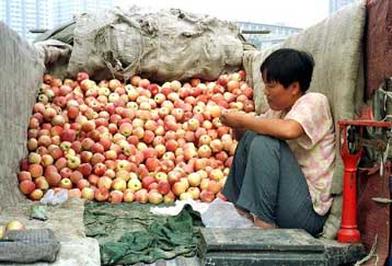 Ανοδικά κινείται η κινεζική οικονομία<i>Αρδευτικά έργα προετοιμάζει η κυβέρνηση</i>