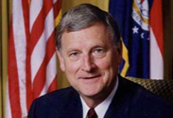 Νεκρός βρέθηκε ο κυβερνήτης της Πολιτείας του Μισούρι, Μελ Κάρναχαμ