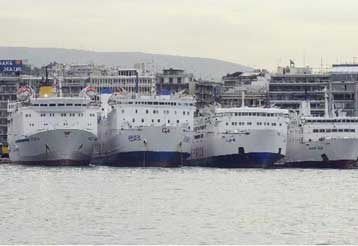 Αδειες για όλες τις ακτοπλοϊκές εταιρείες δίνει η Επιτροπή Ακτοπλοϊκών Συγκοινωνιών