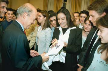 Αριστούχοι μαθητές στο Μέγαρο Μαξίμου