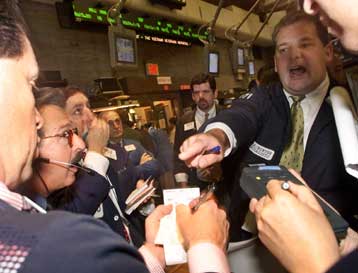 Μεικτή εικόνα παρουσίασε η Γουόλ Στριτ στο κλείσιμο της Δευτέρας