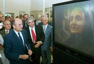 Εγκαινιάστηκε στο Ζάππειο η έκθεση φωτογραφίας με θέμα το Β Παγκόσμιο Πόλεμο