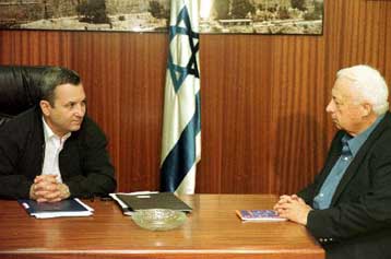 Ένα βήμα πριν από το σχηματισμό κυβέρνησης εθνικής ενότητας βρίσκονται Μπαράκ και Σαρόν <i> Νέες