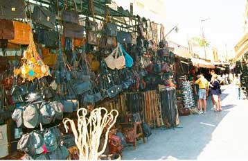 Ρυθμό ανάπτυξης 4,2% προβλέπουν δέκα διεθνείς οίκοι για την Ελλάδα<i>Για 5% κάνει λόγο το ΥΠΕΘΟ<