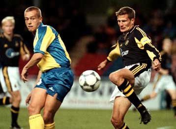 2-2 με την Ααλμποργκ<i>Η αντίπαλος της ΑΕΚ προηγήθηκε με 0-2<i>