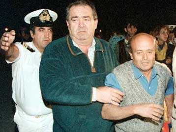 Αρχισαν οι καταθέσεις του πληρώματος του Γιούτονγκ Ι