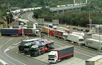 Οι δέκα εντολές της Κομισιόν για εξοικονόμηση ενέργειας την επόμενη δεκαετία