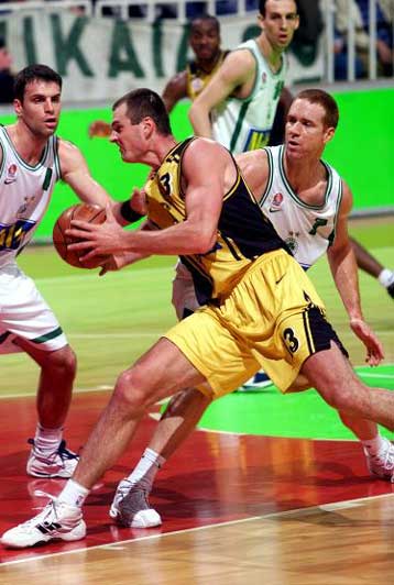 Έτοιμη η ΑΕΚ νίκησε 80-72 τον Παναθηναϊκό σε φιλικό στο ΟΑΚΑ