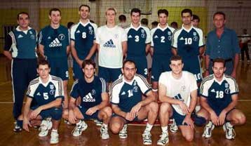 Ήττα με ελπίδες πρόκρισης για την ομάδα βόλεϊ του Πανελληνίου<I>Έχασε 3-0 για το Κύπελλο Συνομοσ