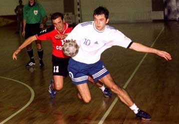 Το πρώτο βήμα ο Πανελλήνιος για την επόμενη φάση του Κυπέλλου Ομοσπονδίας στο χάντμπολ<I>Νίκησε