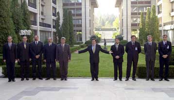 Συνεργασία και μεταρρυθμίσεις ζήτησε από τις υποψήφιες προς ένταξη στο ΝΑΤΟ χώρες ο Ρόμπερτσον