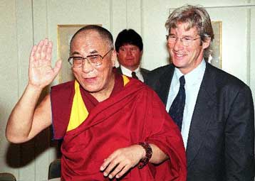 Έκκληση του Ρίτσαρντ Γκιρ στο νομπελίστα Ειρήνης για τον Δαλάι Λάμα