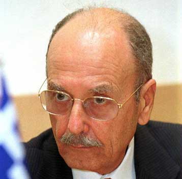 Ακρως ανησυχητική η κατάσταση στη Μέση Ανατολή, δηλώνει ο Στεφανόπουλος