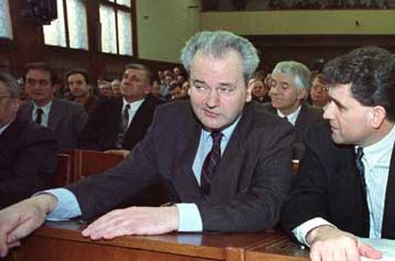 Φήμες για αντικατάσταση του Μιλόσεβιτς στο συνέδριο του Σοσιαλιστικού Κόμματος