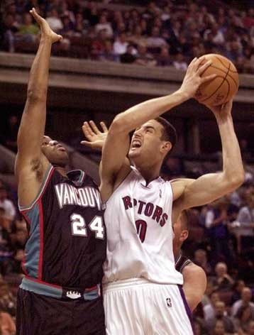 Οι Πέισερς χάνουν για ένα μήνα τον Ρόουζ <I>Ο Ράις «ξυπνά» τη Νέα Υόρκη </I>