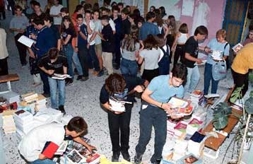 Χωρίς βιβλία, καθηγητές και υλικοτεχνικό εξοπλισμό πολλά σχολεία στη χώρα, διαπιστώνει η ΟΛΜΕ
