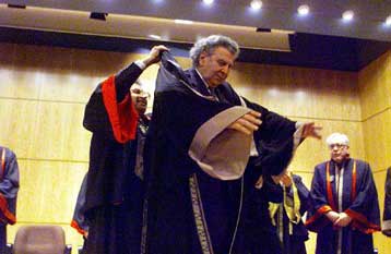 Ένα ακόμη βραβείο για το Μίκη Θεοδωράκη