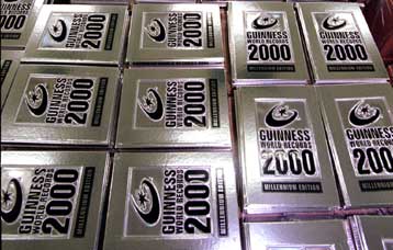 Έλληνας χειρουργός στο βιβλίο Γκίνες<I>Μεταμόσχευσε επτά όργανα με πειραματική μέθοδο</I>