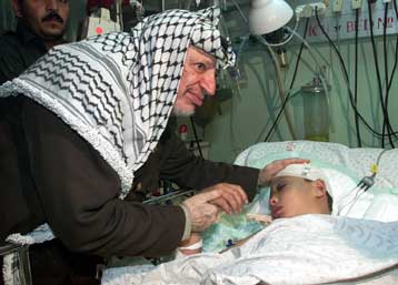 Η Χαμάς απειλεί με αντίποινα το Ισραήλ<i>Παύση των επιχειρήσεων του ισραηλινού στρατού</i>