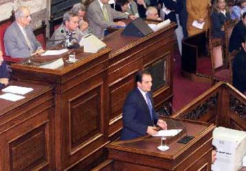 Η κατάσταση της εταιρείας είναι η ταυτότητα της κυβέρνησης</I>