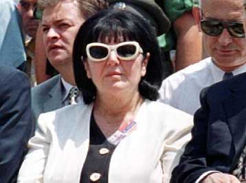 Πολιτικό διαζύγιο μεταξύ του Μιλόσεβιτς και της συζύγου του Μίρα Μάρκοβιτς