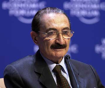 Στο 3,5% του ΑΕΠ θα διαμορφωθεί το δημοσιονομικό έλλειμμα της Τουρκίας, λέει ο Ετζεβίτ