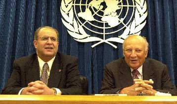 Διαμαρτυρίες στα Κατεχόμενα για τα οικονομικά μέτρα από την Τουρκία<i>Στη Λευκωσία ο Ιβανόφ </I>