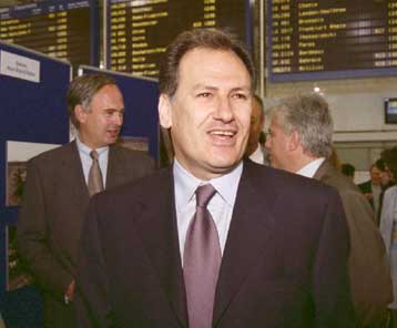 Λάβρος ο Λαλιώτης για τις δηλώσεις Ρογκ<i>Αντιδράσεις και από Βενιζέλο</i>