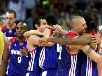 Παραιτήθηκε ο Ζαν Πιέρ ντε Βιτσέντζι από την αργυρή Ολυμπιονίκη Γαλλία