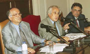 Αποδοκιμάζουν την υποκατάσταση της δικαστικής εξουσίας οι δικηγόροι