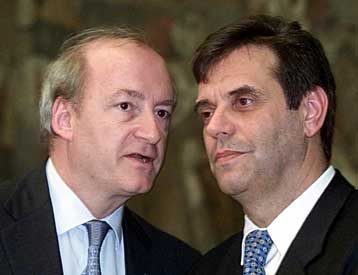 Το Κόσοβο και οι σχέσεις της Σερβίας με την Ευρώπη στο επίκεντρο της συνάντησης Βεντρίν – Κοστούνιτσ