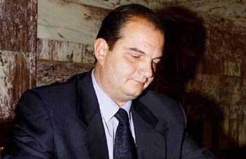 Σκληρή κριτική Καραμανλή για διαπλοκή, εξωτερική πολιτική, ναυάγιο και Ολυμπιακούς Αγώνες