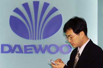 Σε συνομιλίες για την εξαγορά της Daewoo εισέρχονται General Motors και Fiat