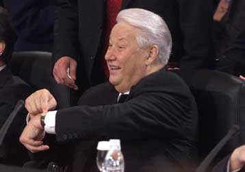 Οι Ρεπουμπλικάνοι ενορχήστρωσαν το σκάνδαλο Λεβίνσκι, υποστηρίζει ο Γέλτσιν