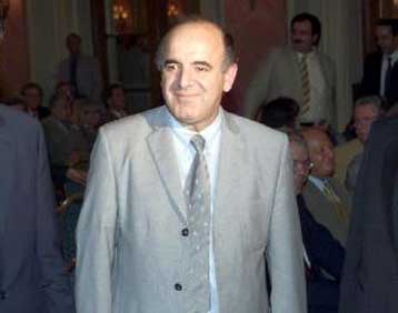 Μόνο φορολογικές ελαφρύνσεις θα έχει το νέο νομοσχέδιο, δηλώνει ο Απ.Φωτιάδης