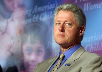 Τηλεφωνικά συγχαρητήρια Κλίντον προς Κοστούνιτσα