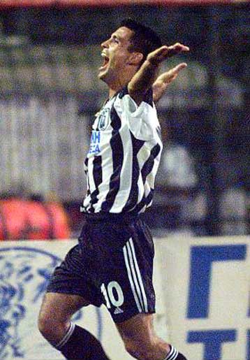 Τραυματίστηκε ο Καμπς στο 4-0 του ΠΑΟΚ  <i> Αμφίβολος για το ντέρμπι με τον Αρη ο Αργεντινός</i>