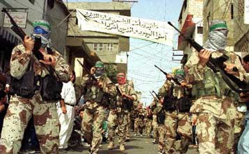 Το Ισραήλ βομβαρδίζει το Νότιο Λίβανο<i>Η Χεζμπολάχ συνέλαβε Ισραηλινούς στρατιώτες</i>