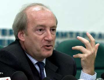 Σε άρση των κυρώσεων κατά της Γιουγκοσλαβίας τη Δευτέρα προσανατολίζεται η γαλλική Προεδρία