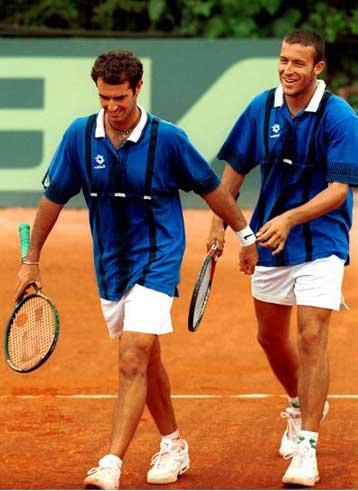 Ηττήθηκε με 3-1 σετ η ελληνική ομάδα από τη Σλοβενία στο διπλό του τένις για το Κύπελλο Ντέιβις