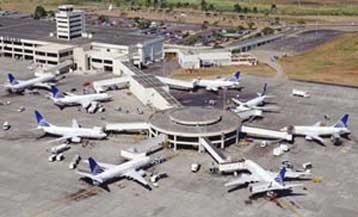 Αμερικανικές αεροπορικές εταιρείες θα προσφέρουν στους πελάτες τους ασύρματη σύνδεση στο Internet