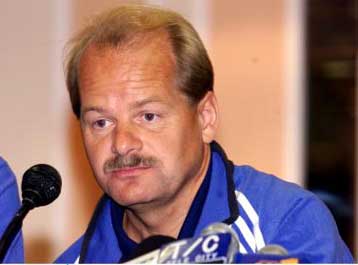 Ο κόσμος της Ελλάδας σπρώχνει την ομάδα στη νίκη, δήλωσε ο προπονητής της Φινλανδίας, Αντι Μουούρινε