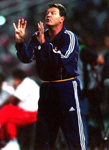 Ο Τζον Τόσακ ανέλαβε τεχνικός στη Σεντ Ετιέν